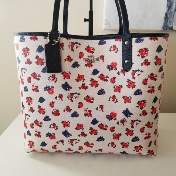 Coach Handbags - Coach Floral City Tote Bag